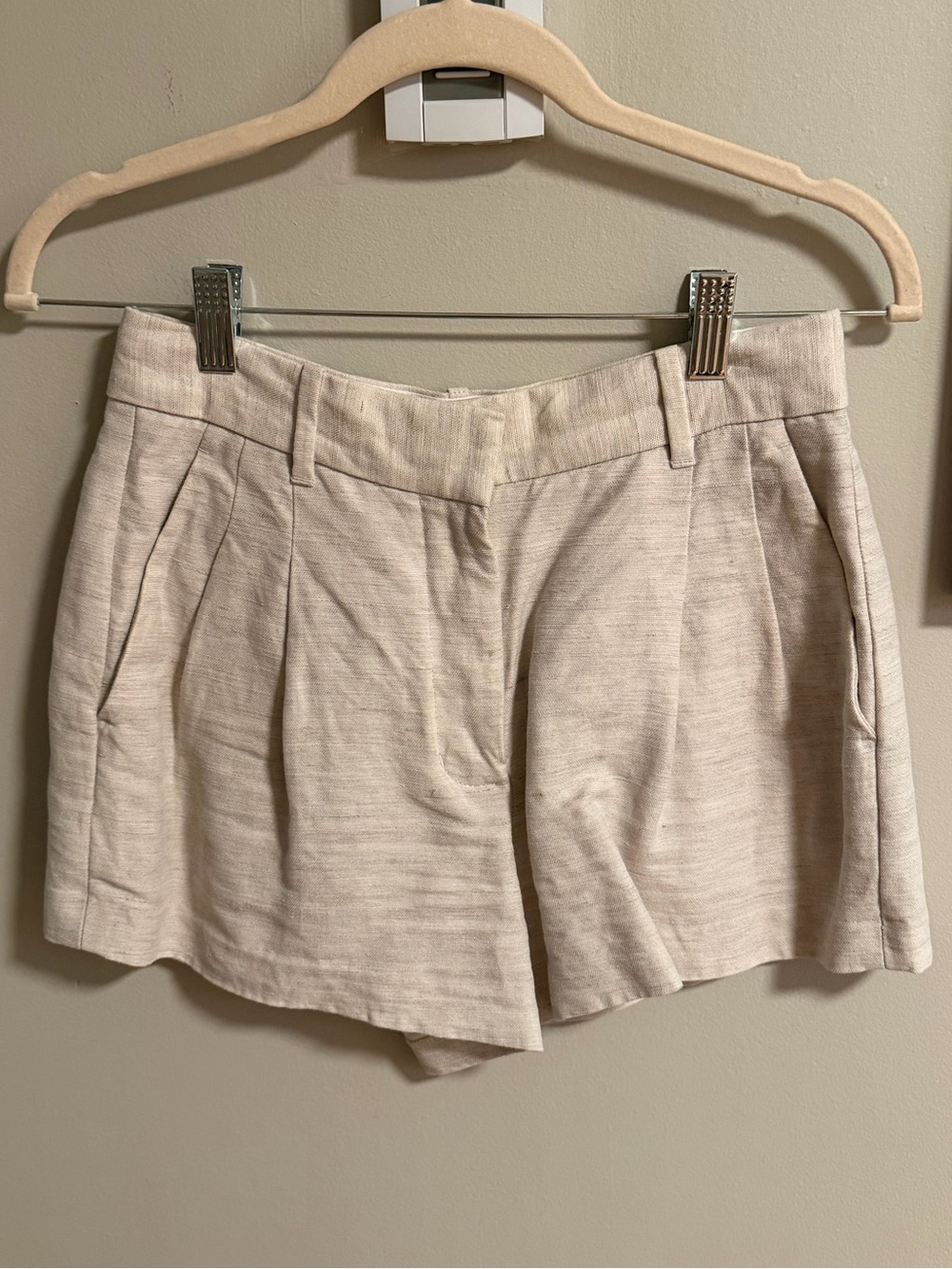 Aritzia effortless short (mini) - Picture 9 of 11